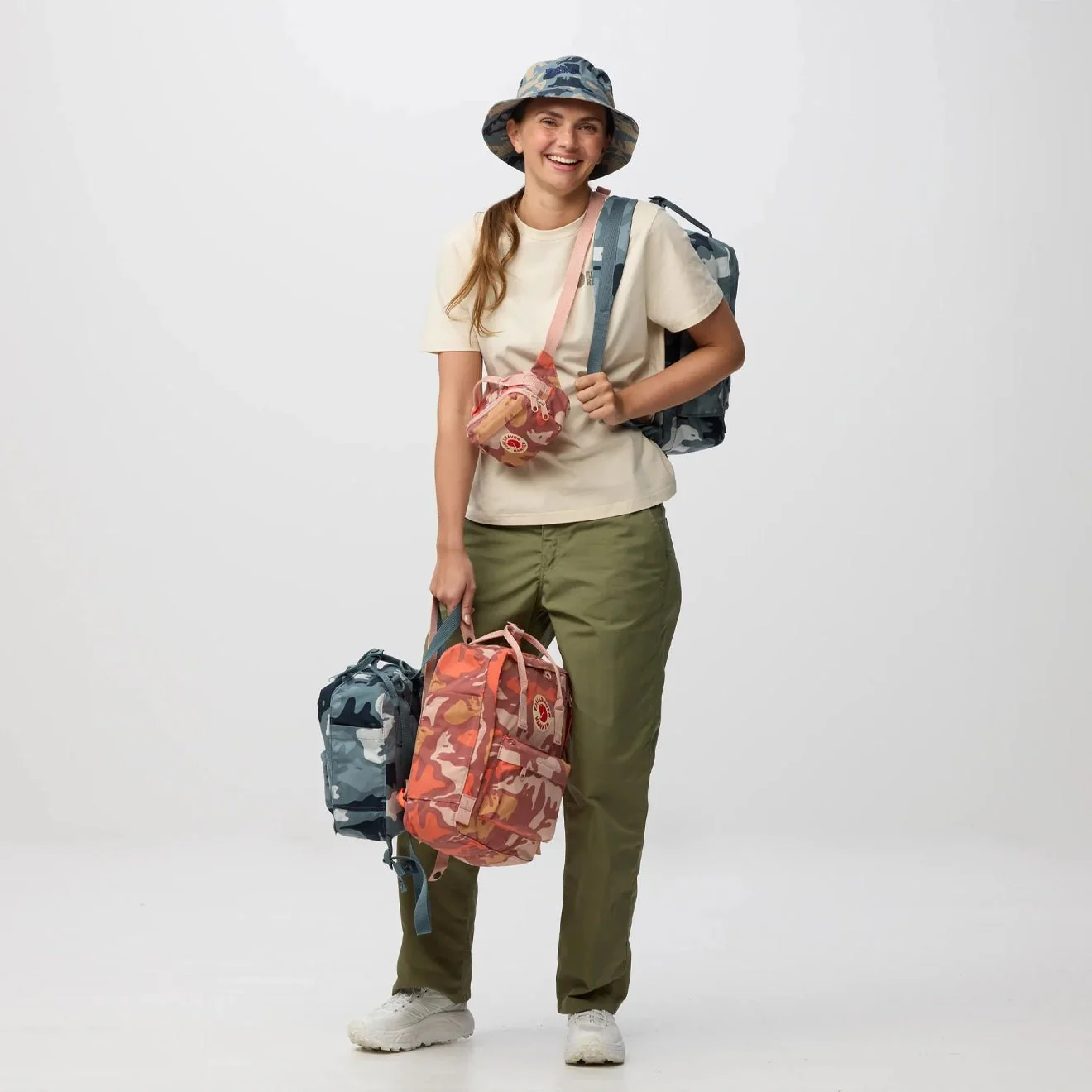 Fjallraven Kanken Graphics Backpack Nimbus Blue / Hidden Animals - Image 4
