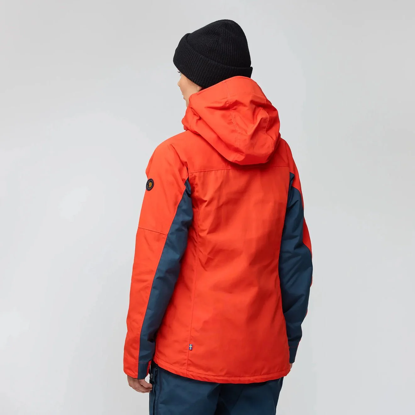 Fjallraven Womens Bergtagen G-1000 Jacket Laurel Green - Image 4