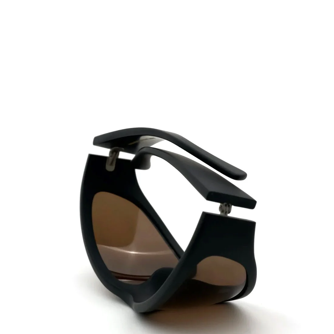 Monokel Eyewear Crow Sunglasses Matt Black / Brown Polarised Lens - Image 4