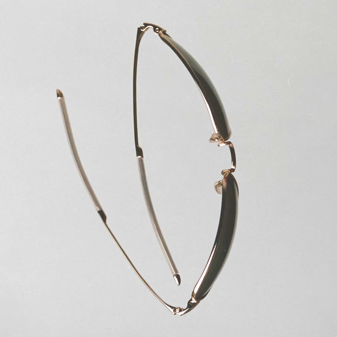 Monokel Eyewear Marathon Sunglasses Gold / Green Polarised Lens - Image 4