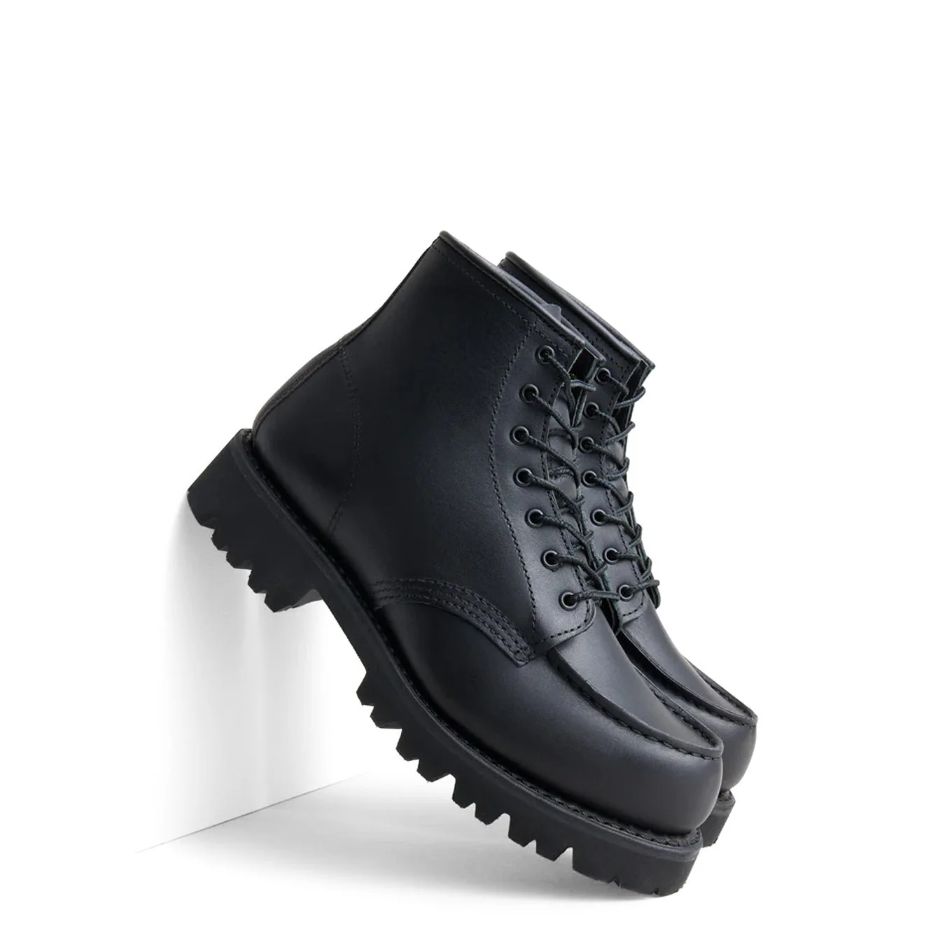 Red Wing Womens 6-Inch Porter Moc Toe Boots Black Boundary - Image 5