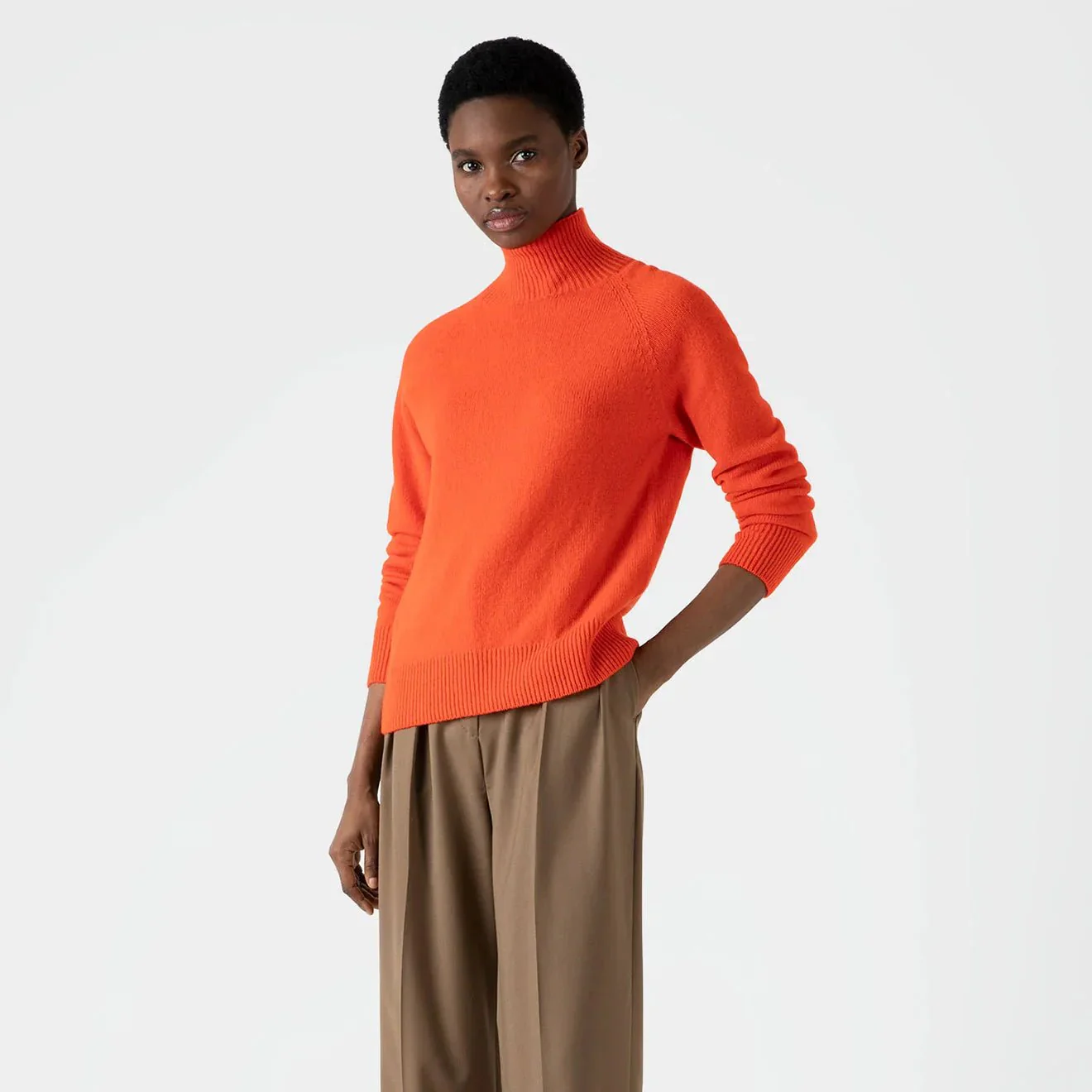 Sunspel Womens Lambswool Funnel Neck Jumper Magma - Image 2